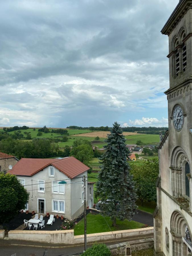 Le Chateau De Monthureux Le Sec מראה חיצוני תמונה