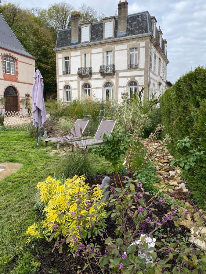 Le Chateau De Monthureux Le Sec מראה חיצוני תמונה