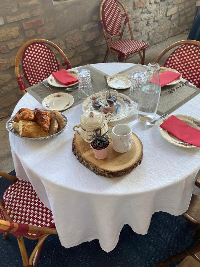 Le Chateau De Monthureux Le Sec מראה חיצוני תמונה